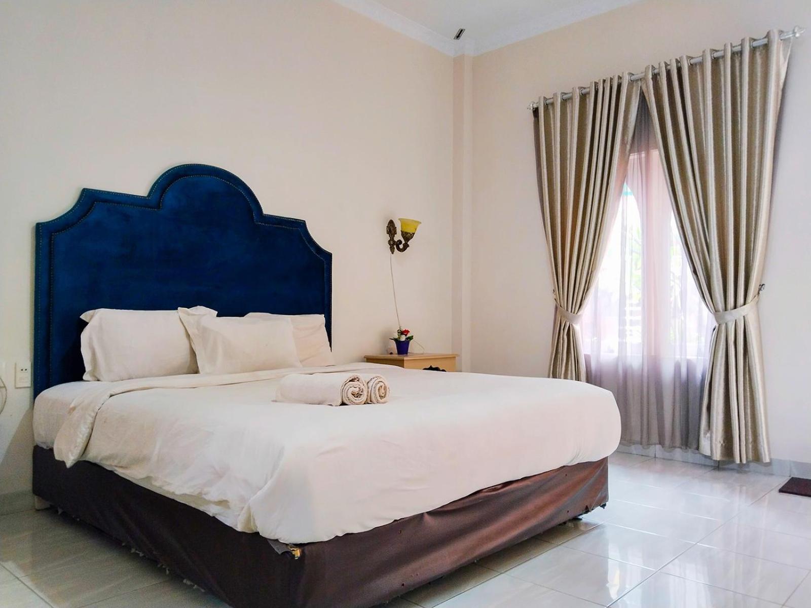 Grand Shaqilla Syariah Hotel Deli Tua Kültér fotó