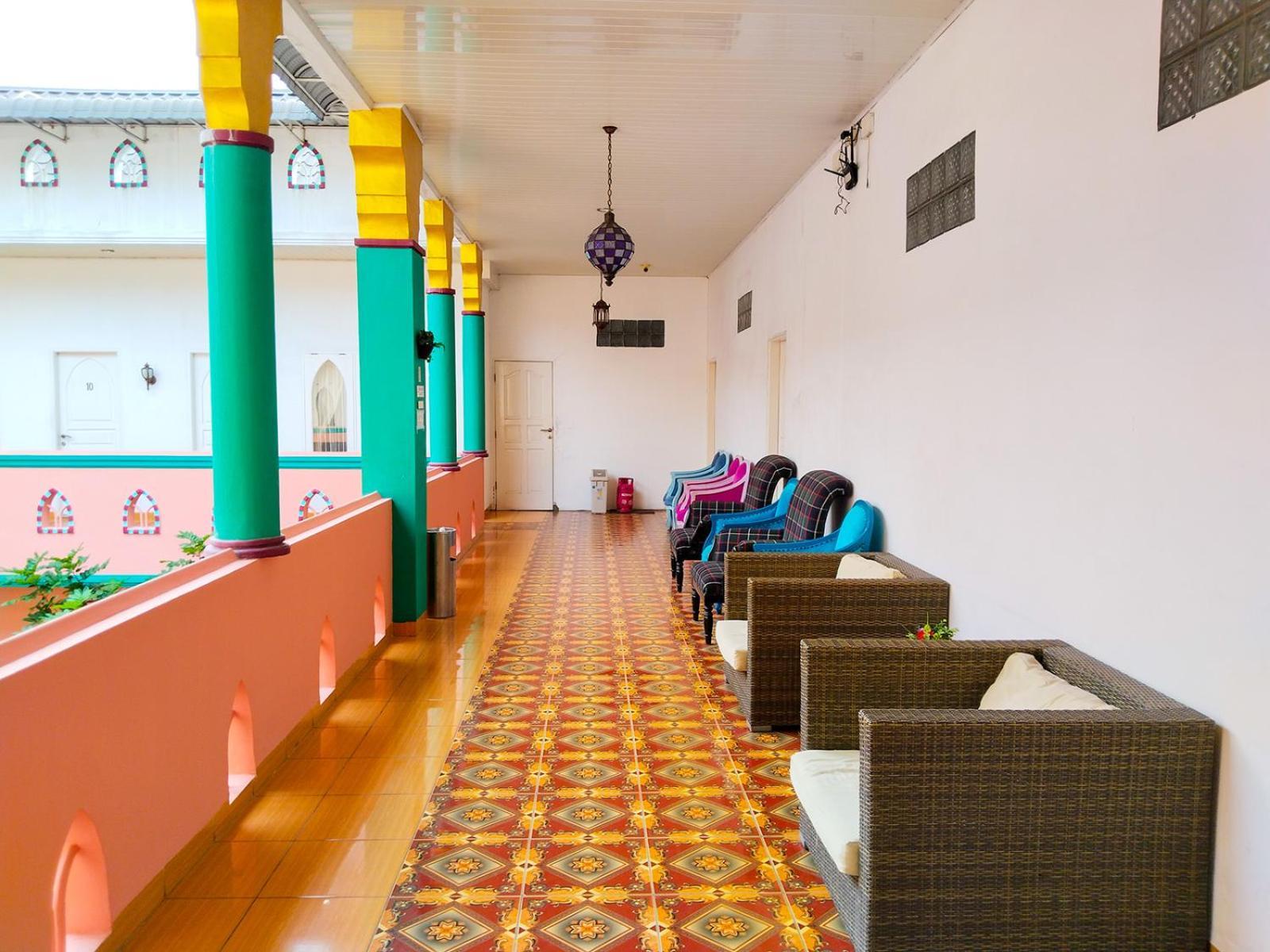 Grand Shaqilla Syariah Hotel Deli Tua Kültér fotó