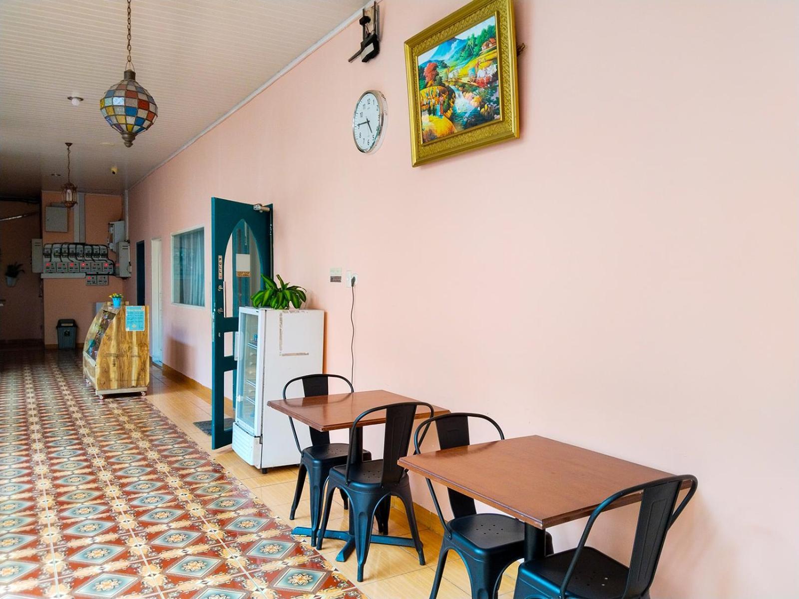 Grand Shaqilla Syariah Hotel Deli Tua Kültér fotó