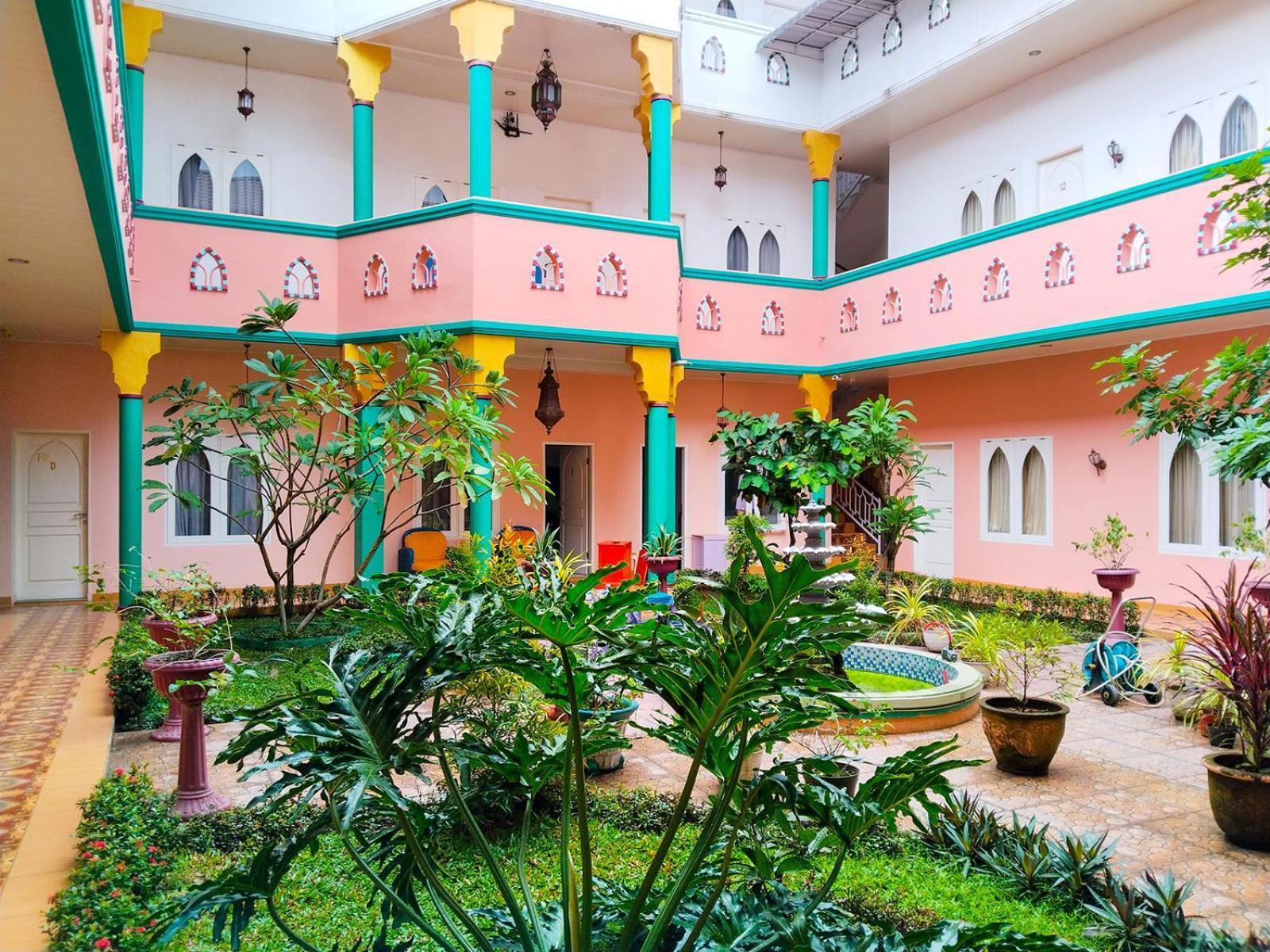 Grand Shaqilla Syariah Hotel Deli Tua Kültér fotó